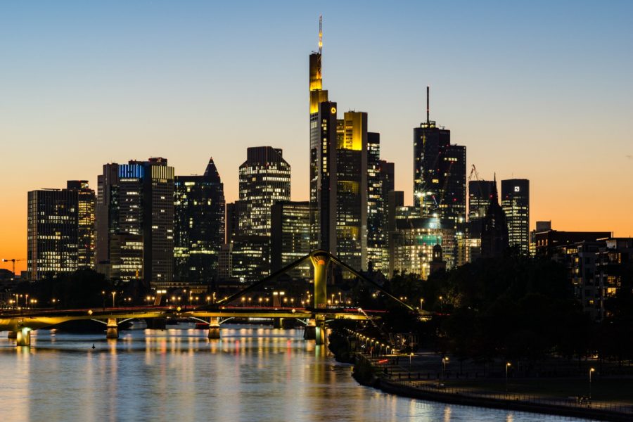 Krise bei Immobilienfonds: Privatanleger ziehen Milliarden ab – Vertrauen schwindet, Markt unter Druck